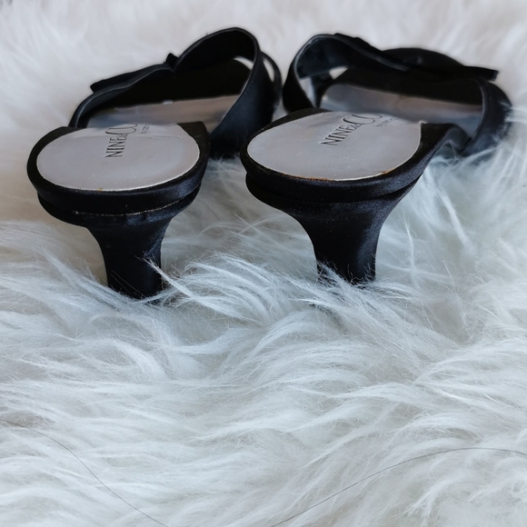 Nine West Sandle - Picture 2 of 3